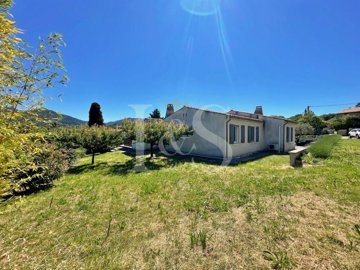 1 - Mirabel-aux-Baronnies, House