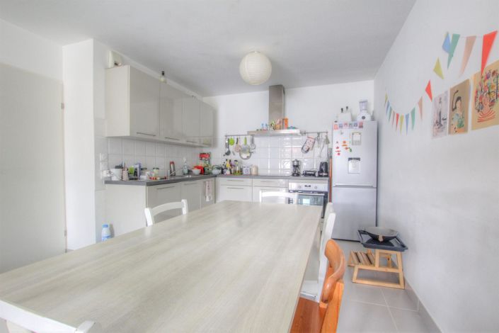 Image No.3-3 Bed Apartment for sale