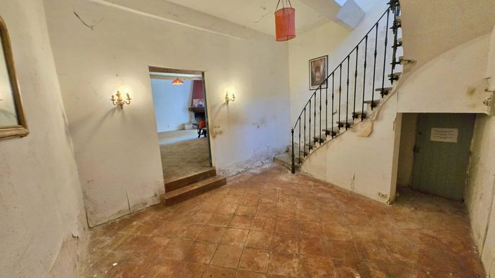 Image No.6-3 Bed House for sale