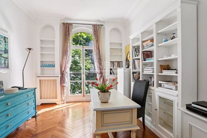 Image No.6-4 Bed Apartment for sale