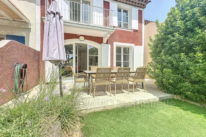 Image No.1-Maison de 3 chambres à vendre à Grimaud