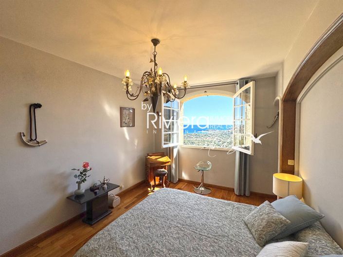 Image No.3-4 Bed House for sale