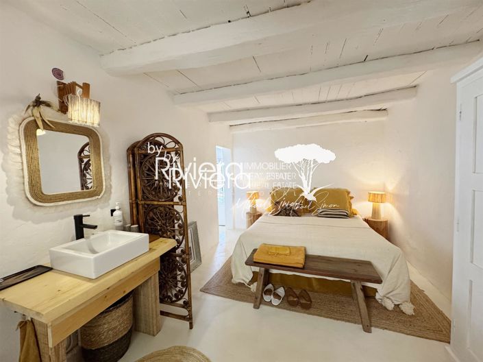 Image No.14-5 Bed House for sale