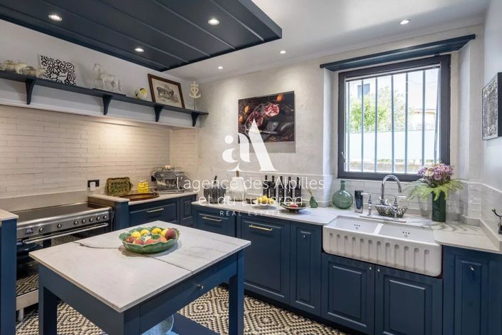 Image No.6-3 Bed House for sale