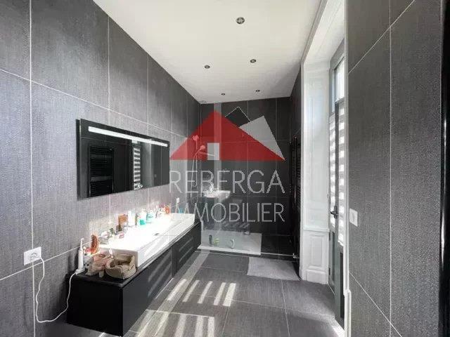 Image No.18-3 Bed House for sale