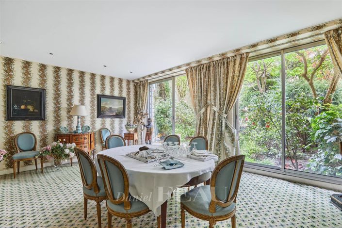 Image No.5-5 Bed Apartment for sale