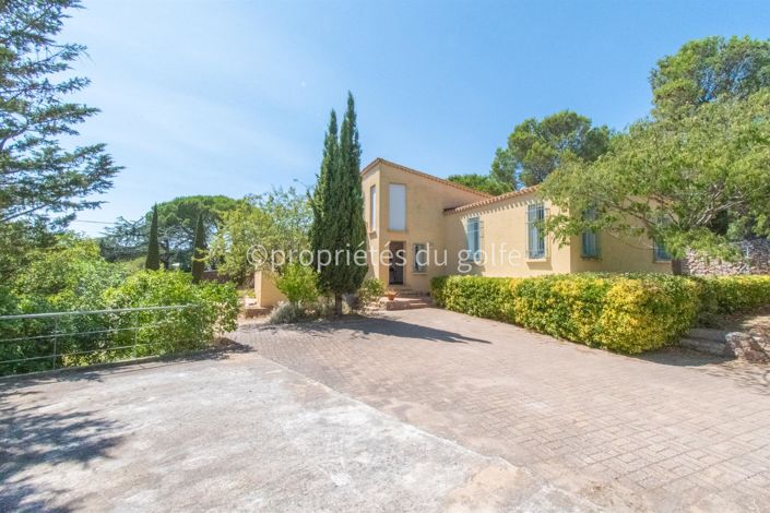 Image No.2-4 Bed House for sale