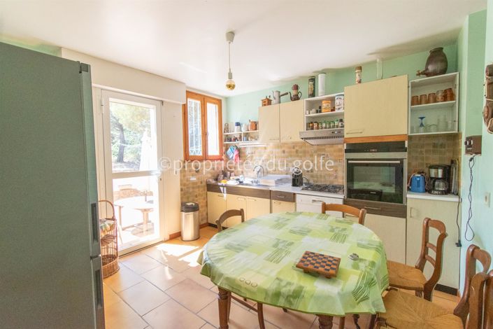 Image No.9-4 Bed House for sale