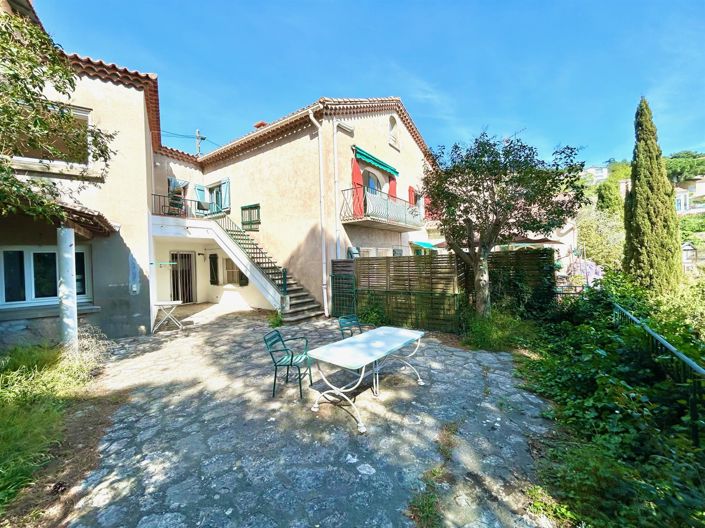 Image No.12-6 Bed House for sale