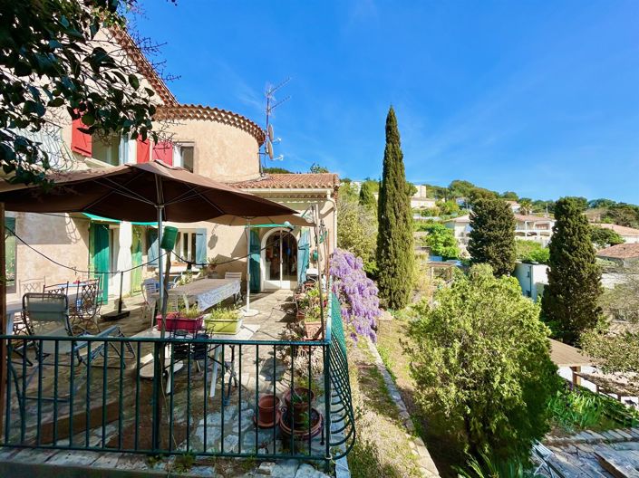 Image No.4-6 Bed House for sale