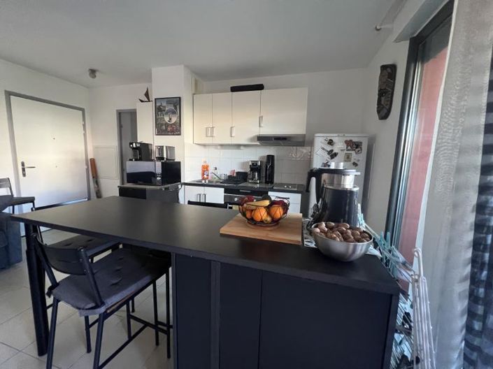 Image No.3-Appartement de 1 chambre à vendre à Sète