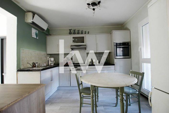 Image No.1-4 Bed House for sale