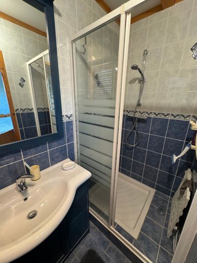 Image No.10-4 Bed House for sale