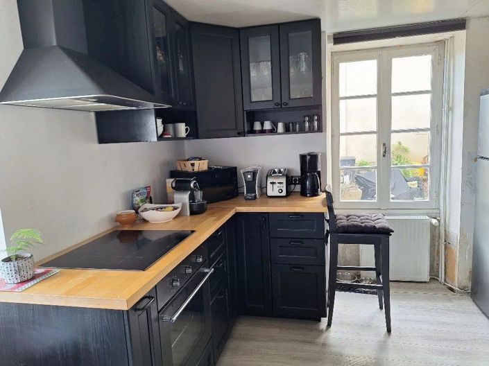 Image No.6-3 Bed House for sale