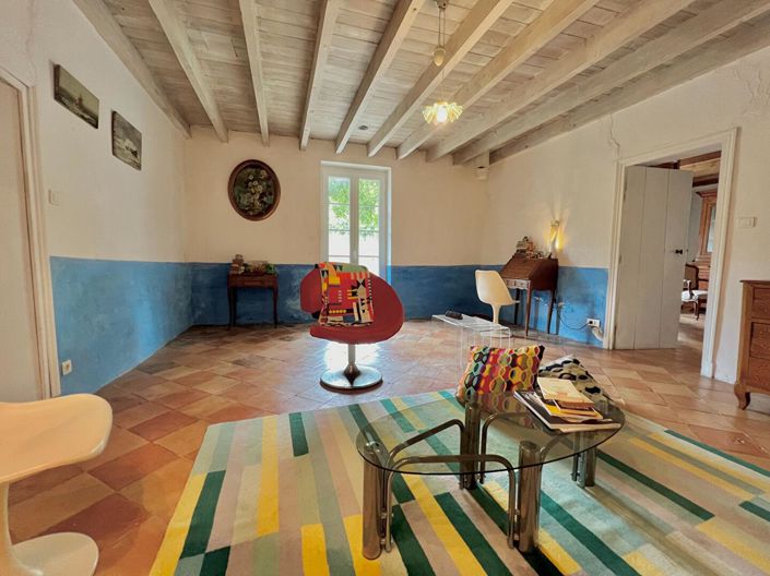 Image No.6-2 Bed House for sale