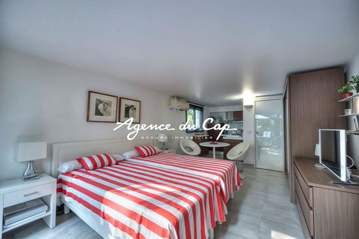 Image No.5-4 Bed House for sale