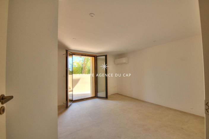 Image No.14-Maison de 4 chambres à vendre à Saint-Raphael