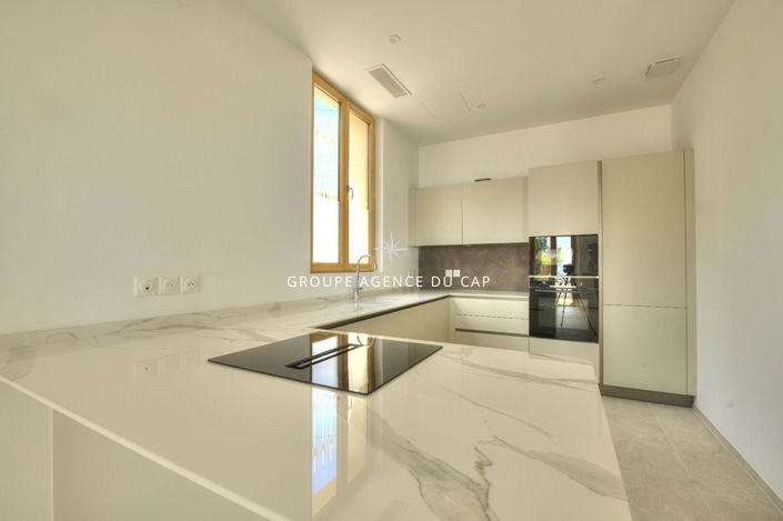 Image No.5-Maison de 4 chambres à vendre à Saint-Raphael