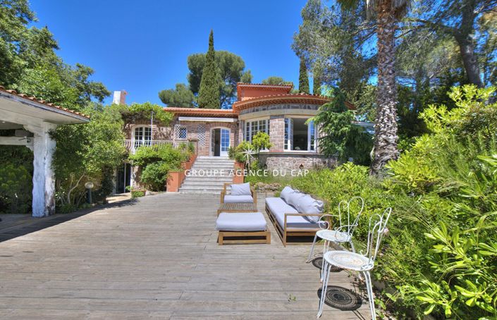 Image No.4-5 Bed House for sale