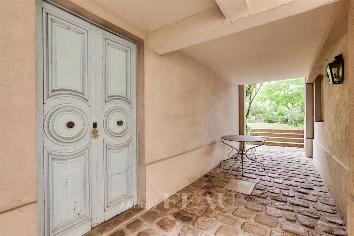 Image No.14-6 Bed House for sale