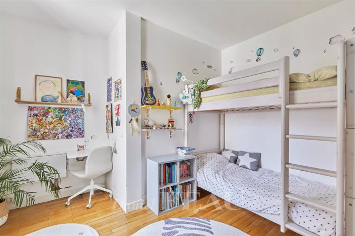 Image No.12-3 Bed Apartment for sale