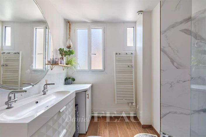 Image No.20-3 Bed Apartment for sale