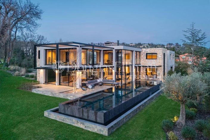 Image No.3-5 Bed House for sale