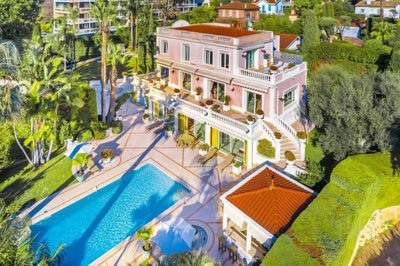 5 Bed House for sale