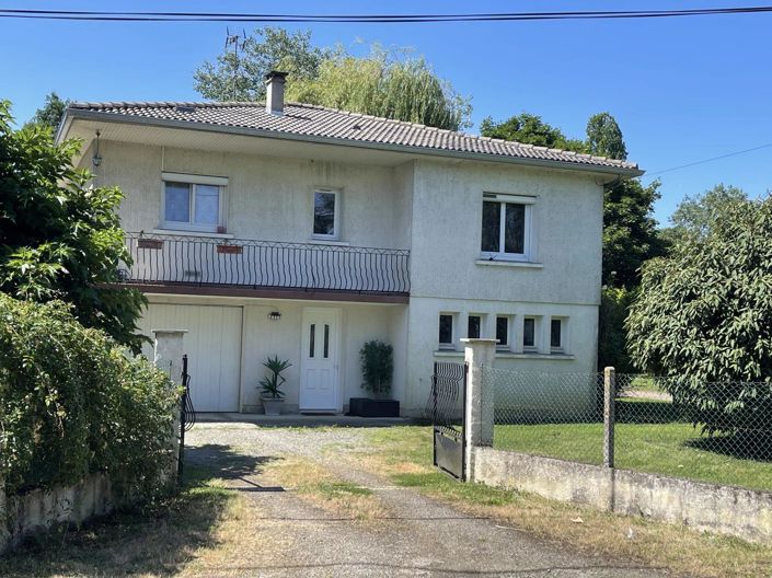 Image No.1-3 Bed House for sale