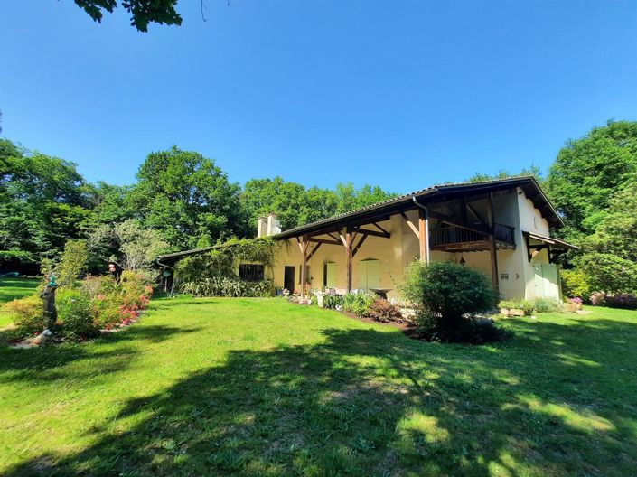 Image No.1-5 Bed House for sale