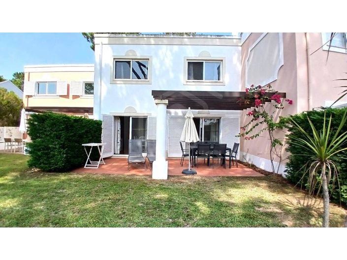 Image No.1-2 Bed House for sale