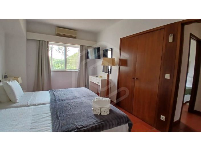 Image No.8-2 Bed House for sale