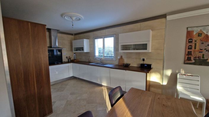 Image No.8-Maison de 6 chambres à vendre à Brignoles