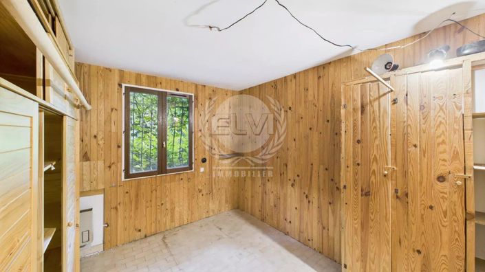 Image No.9-3 Bed House for sale