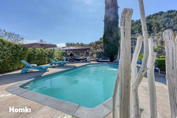 Image No.1-4 Bed House for sale