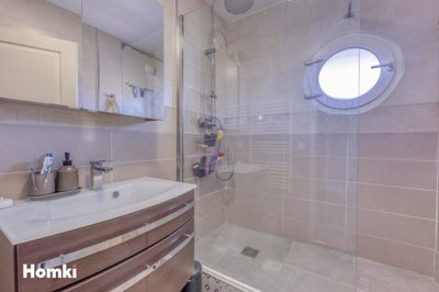 ajhw52cfixbz6d5i15