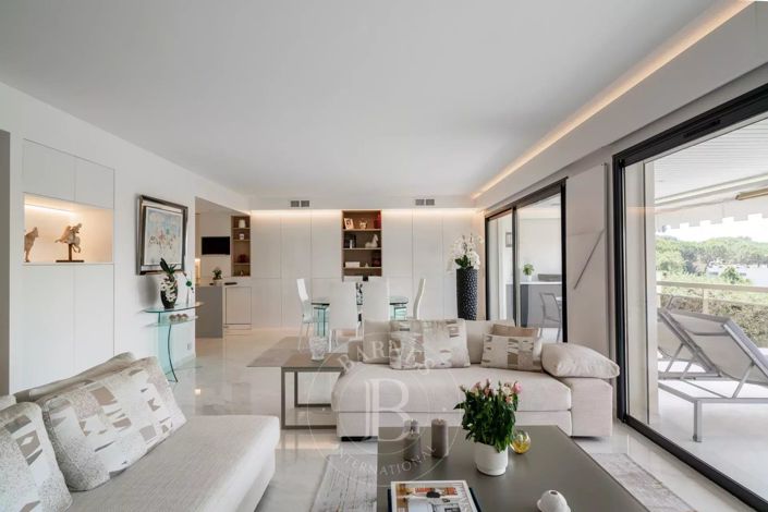 Image No.4-Appartement de 2 chambres à vendre à Le Cannet