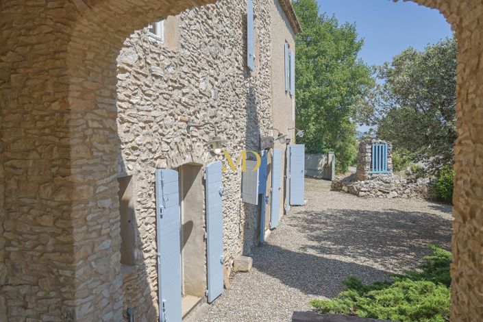 Image No.30-7 Bed House for sale