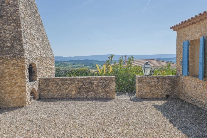 Image No.41-7 Bed House for sale