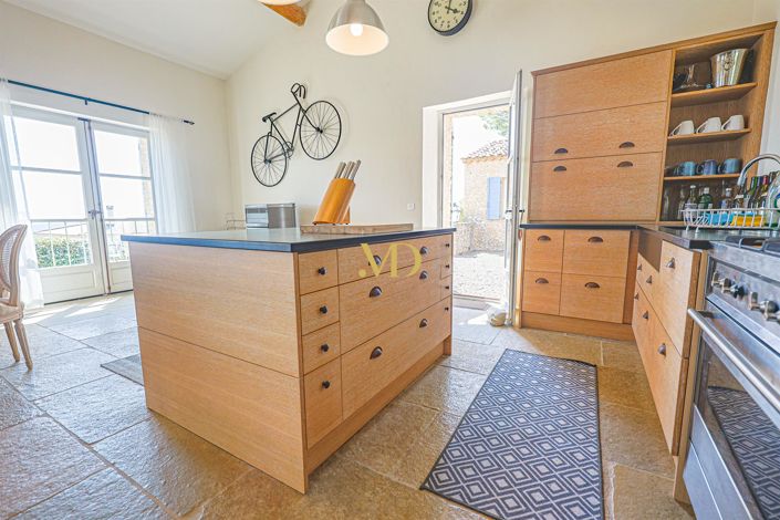 Image No.55-7 Bed House for sale