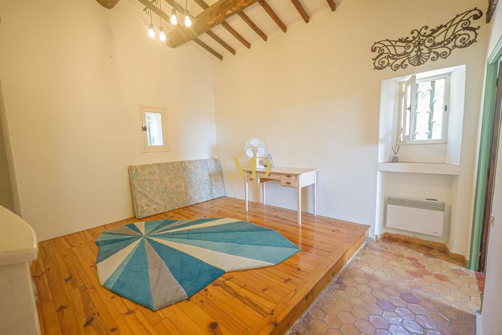 Image No.71-7 Bed House for sale