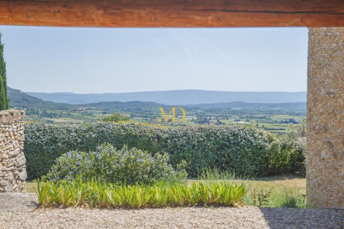 Image No.8-7 Bed House for sale