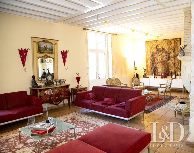 Image No.1-5 Bed House for sale