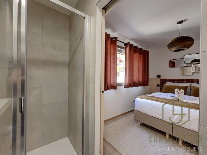 Image No.4-2 Bed Property for sale