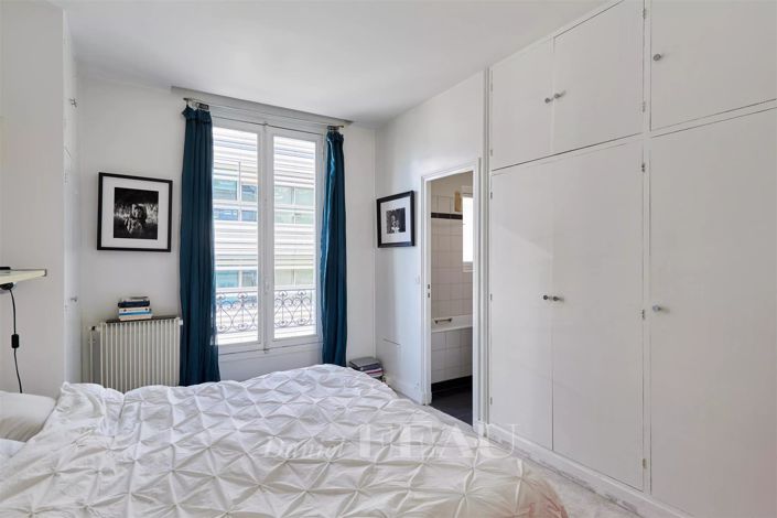 Image No.10-4 Bed Apartment for sale