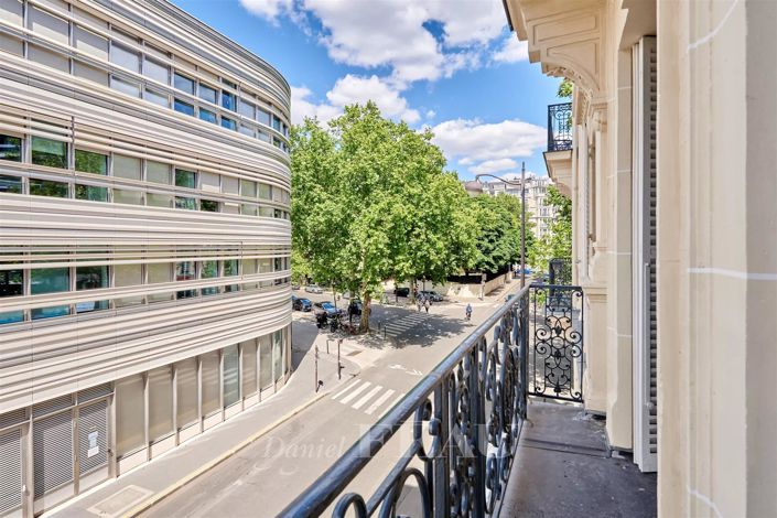 Image No.18-4 Bed Apartment for sale