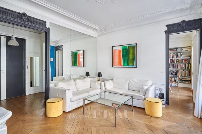 Image No.21-4 Bed Apartment for sale