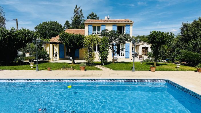 Image No.1-4 Bed House for sale