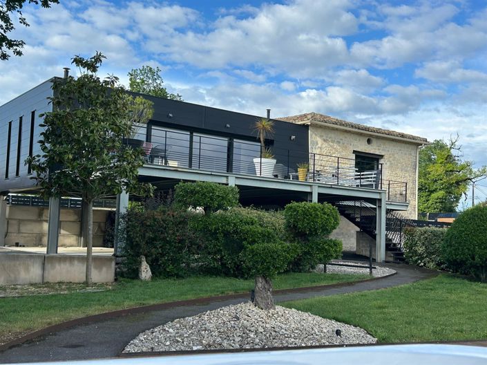 Image No.1-3 Bed House for sale