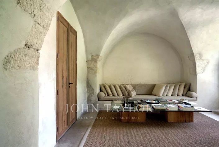 Image No.15-7 Bed House for sale